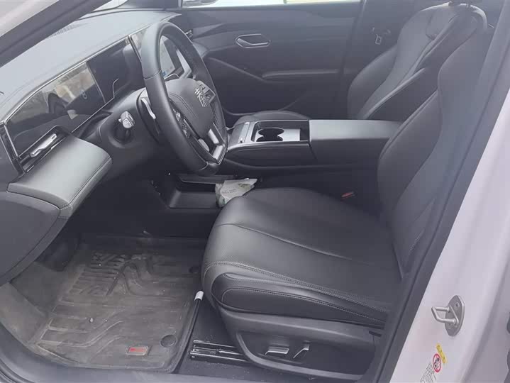 Фото 9 - BYD Qin L