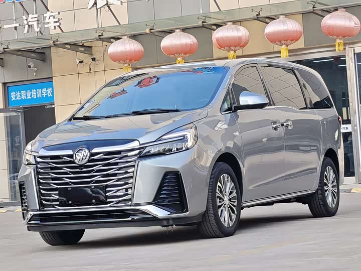 Фото 1 - Buick GL8 ES