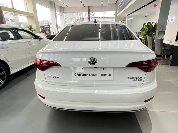 Фото 6 - Volkswagen Sagitar L