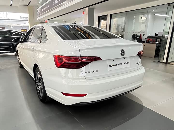 Фото 7 - Volkswagen Sagitar L