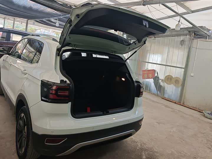 Фото 4 - Volkswagen Tacqua