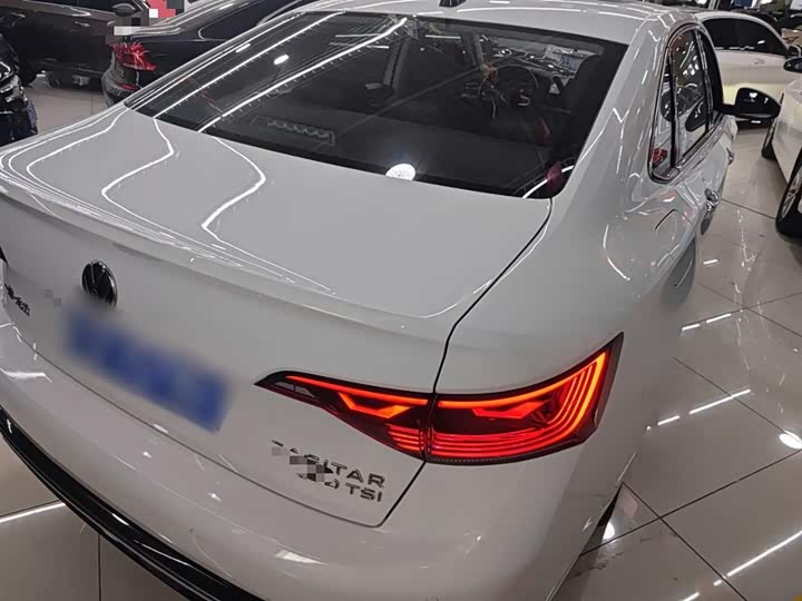 Фото 7 - Volkswagen Sagitar L