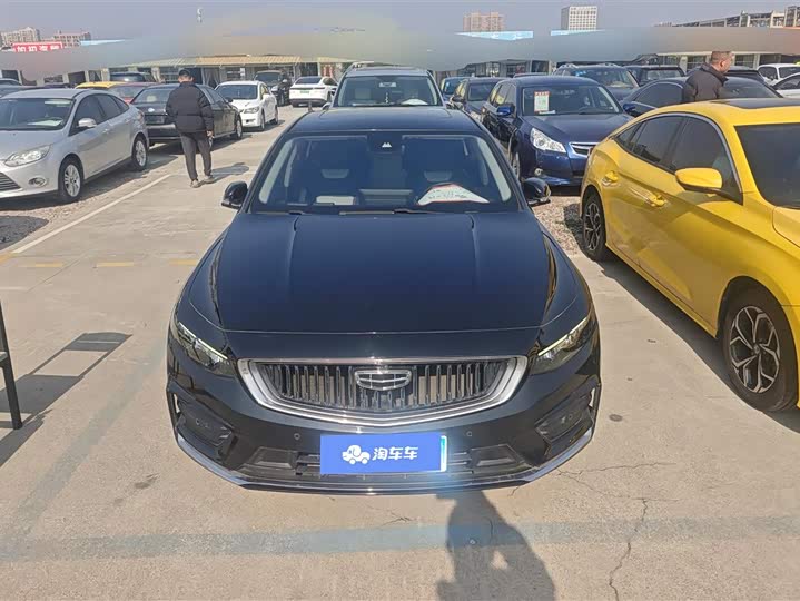 Фото 2 - Geely Preface