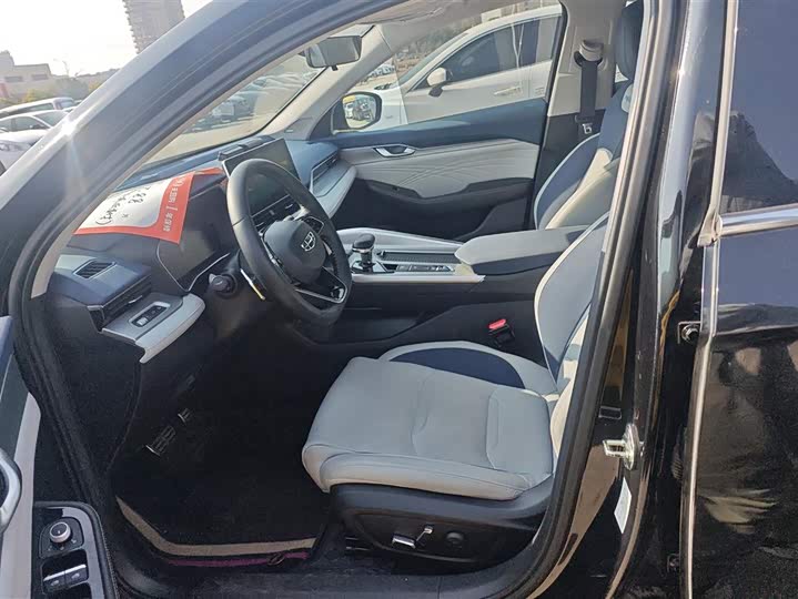 Фото 9 - Geely Preface