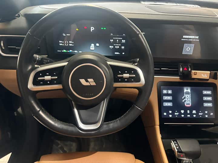 Фото 8 - LiXiang One