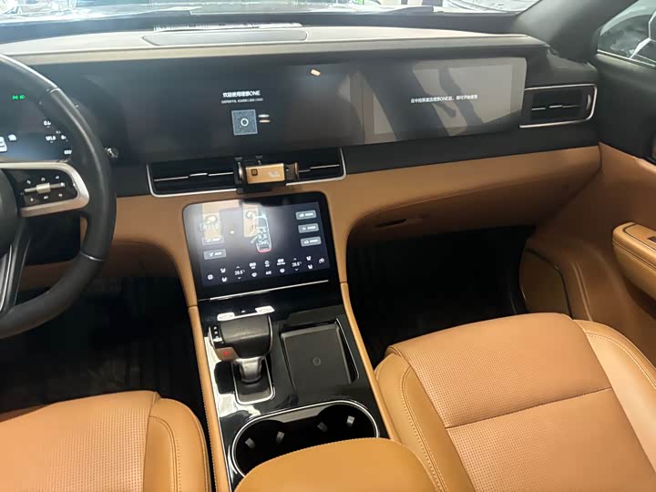 Фото 9 - LiXiang One