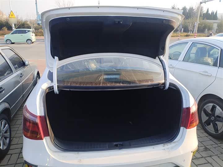 Фото 9 - Dongfeng Aeolus E70