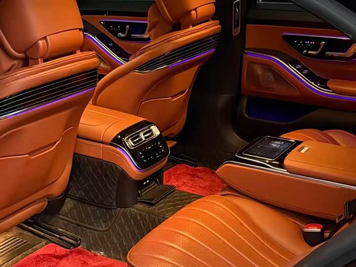 Фото 6 - Mercedes-Benz S-Class