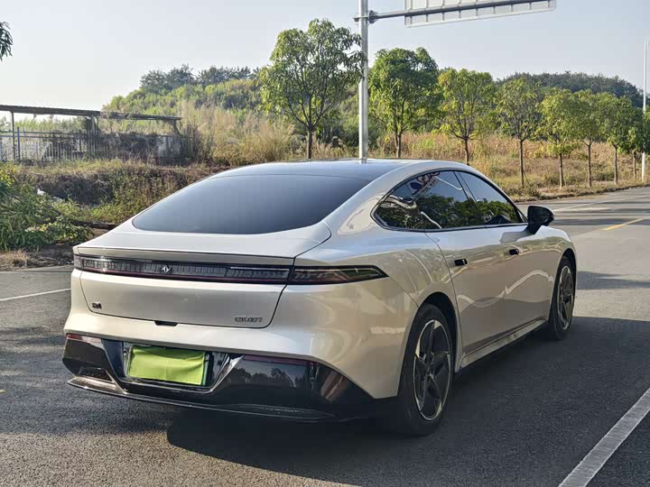 Фото 5 - Dongfeng Yipai eπ 007