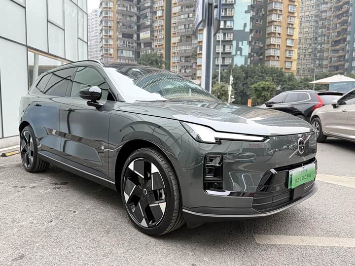 Фото 3 - Volvo XC60