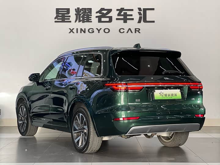 Фото 7 - LiXiang One