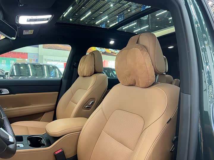 Фото 9 - LiXiang One