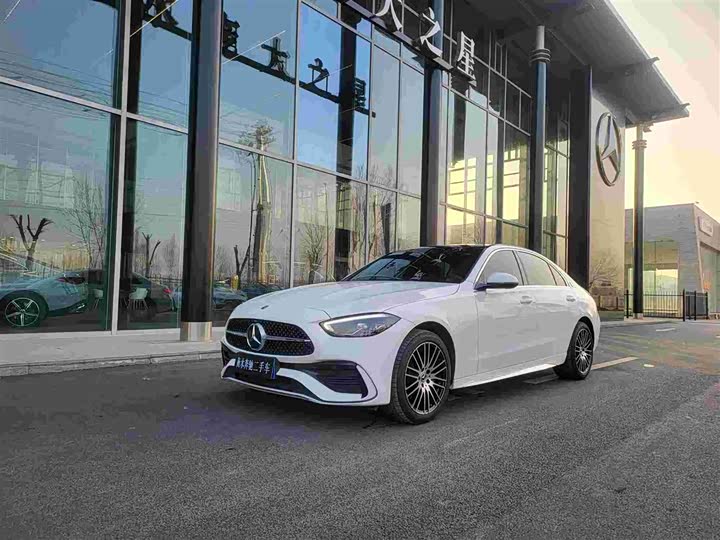 Фото 1 - Mercedes-Benz C-Class