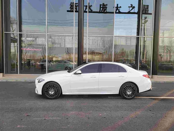 Фото 3 - Mercedes-Benz C-Class