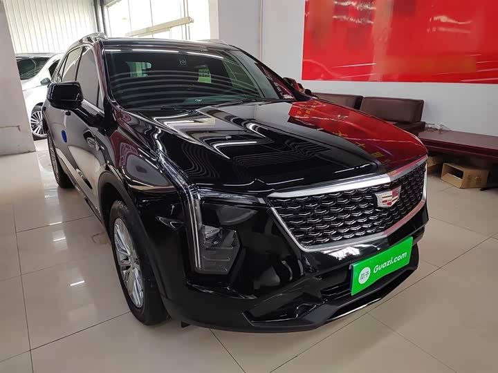 Фото 4 - Cadillac XT4