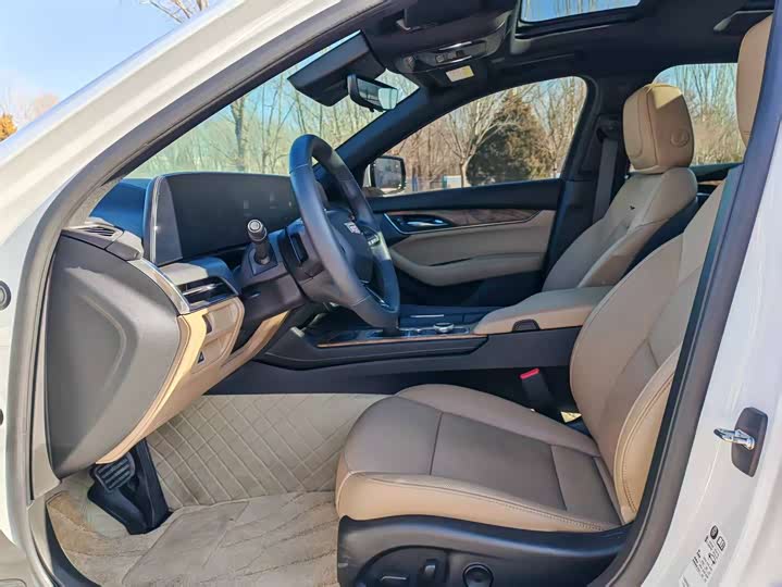 Фото 5 - Cadillac CT5