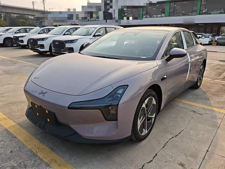 Фото 2 - XPeng Mona M03