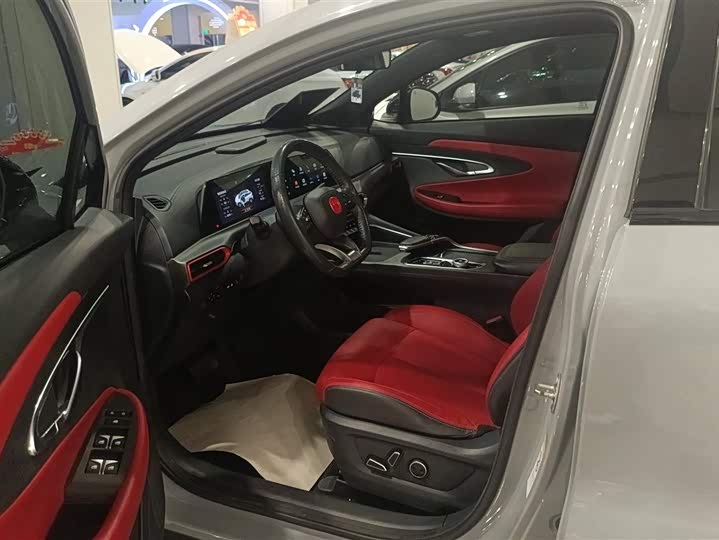 Фото 9 - Changan UNI-T