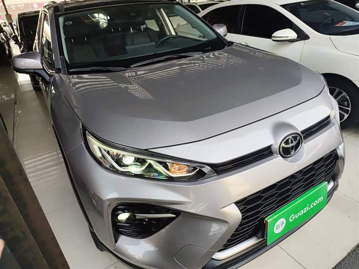 Фото 4 - Toyota Wildlander