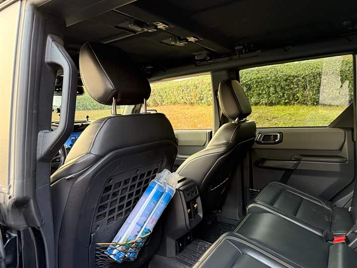 Фото 9 - Ford Bronco