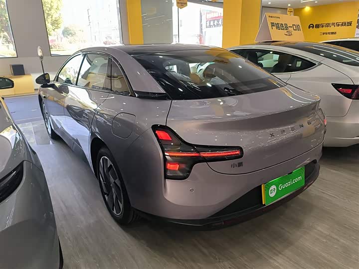 Фото 5 - XPeng Mona M03