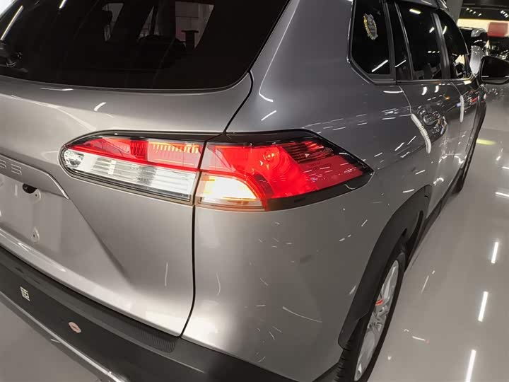 Фото 8 - Toyota Corolla Cross