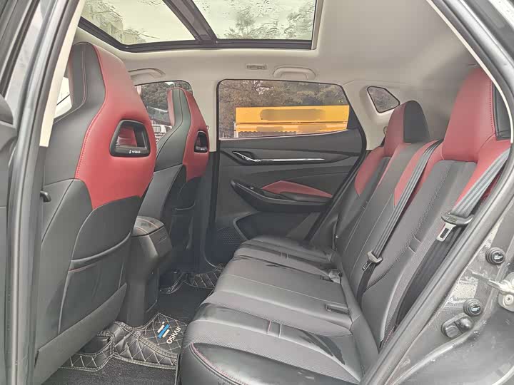 Фото 8 - Changan Oshan X5