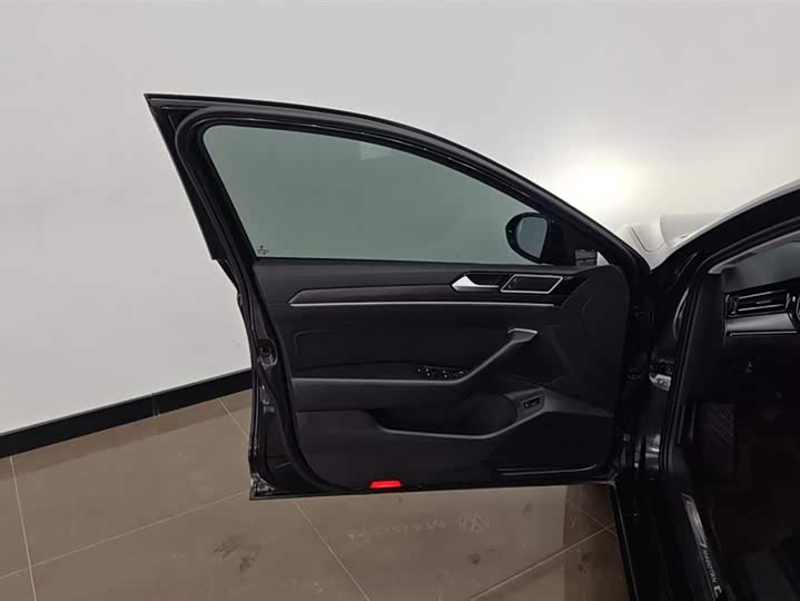 Фото 7 - Volkswagen Magotan