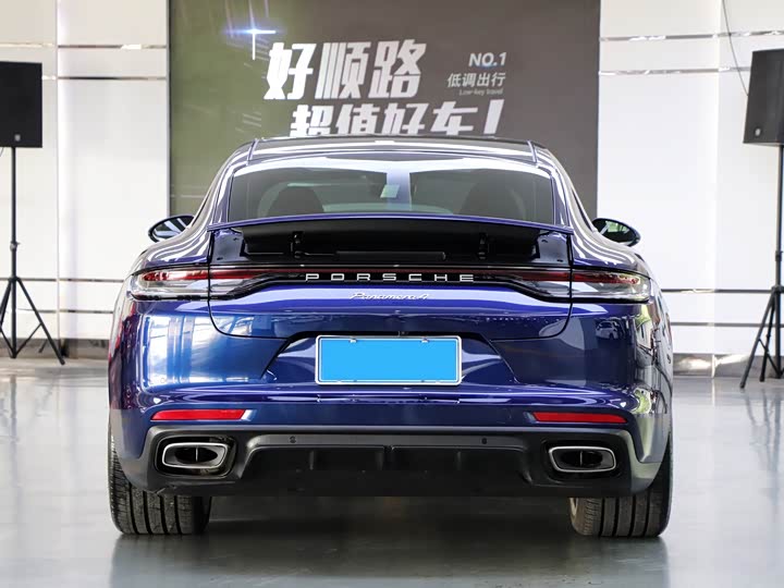 Фото 6 - Porsche Panamera