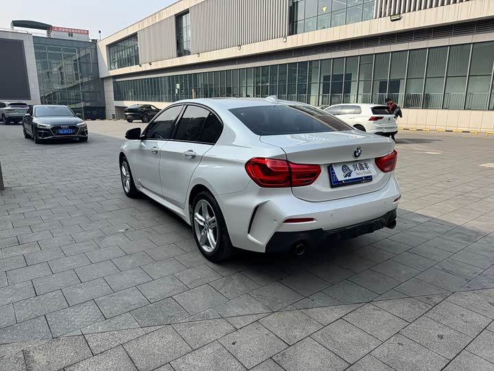 Фото 7 - BMW 1 Series