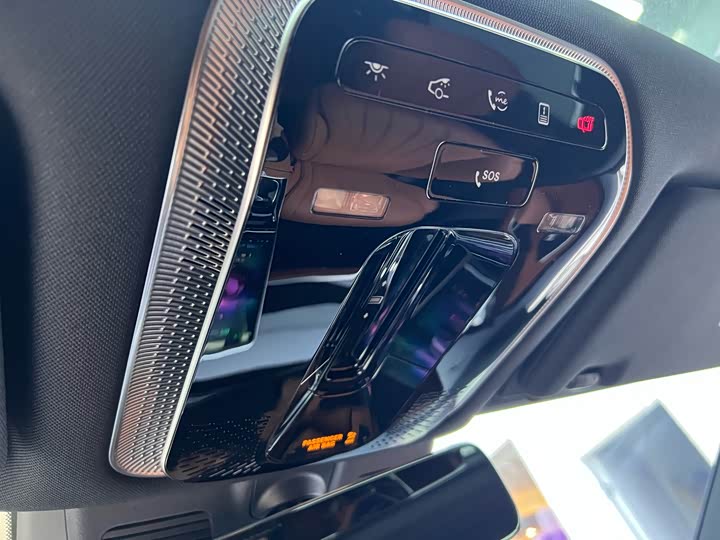 Фото 9 - Mercedes-Benz S-Class