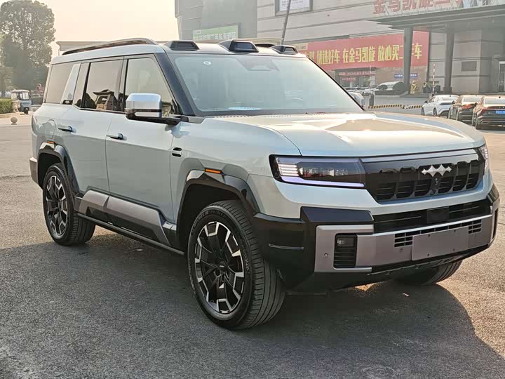 Фото 3 - BYD FangChengBao Leopard 8