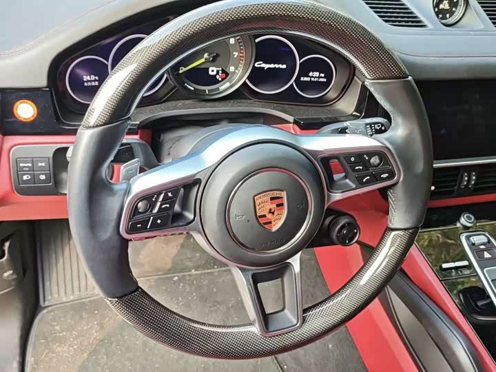 Фото 7 - Porsche Cayenne Hybrid