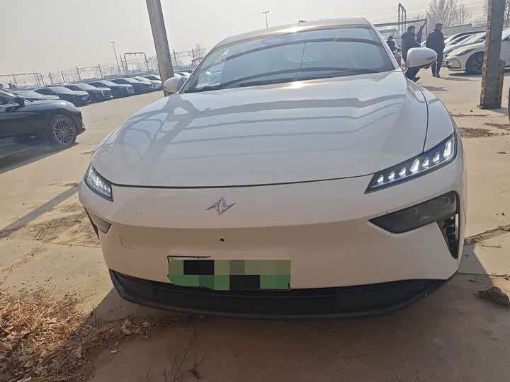 Фото 2 - Dongfeng Yipai eπ 007