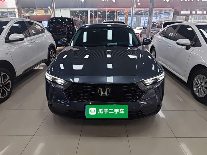 Фото 3 - Honda Accord