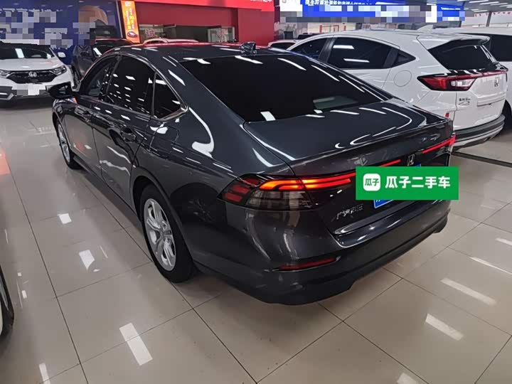 Фото 5 - Honda Accord