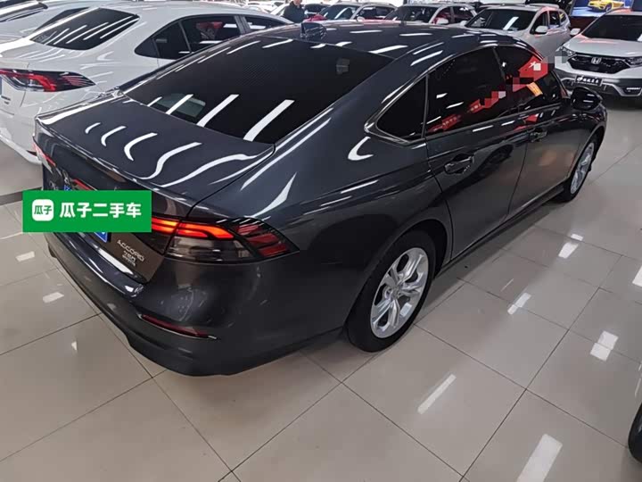 Фото 7 - Honda Accord