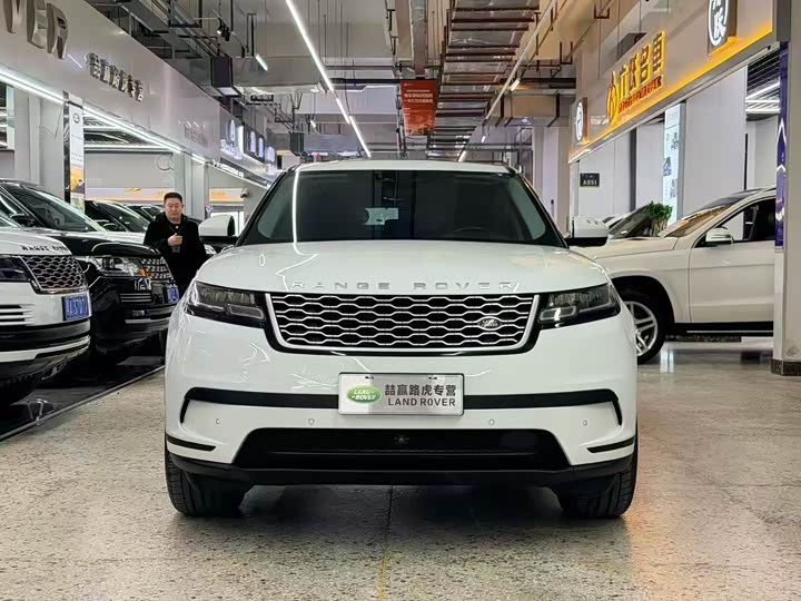 Фото 2 - Land Rover Range Rover Velar
