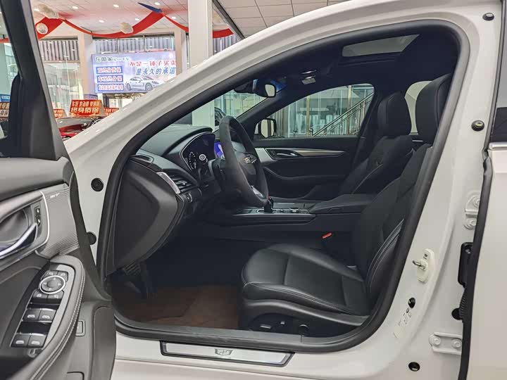 Фото 7 - Cadillac CT5