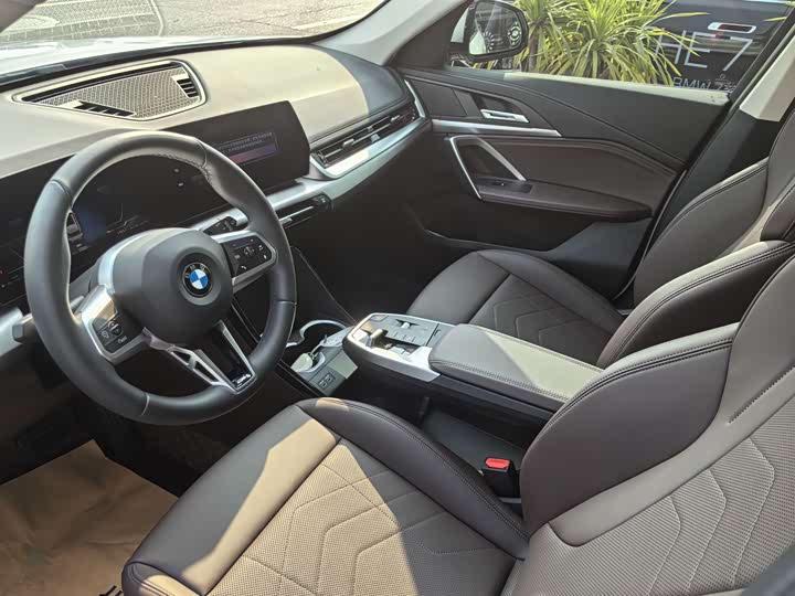 Фото 7 - BMW X1
