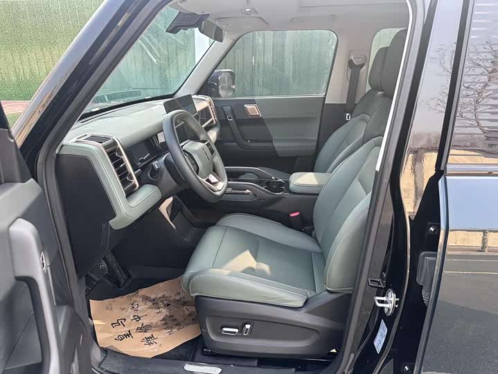 Фото 8 - Chery iCar 03