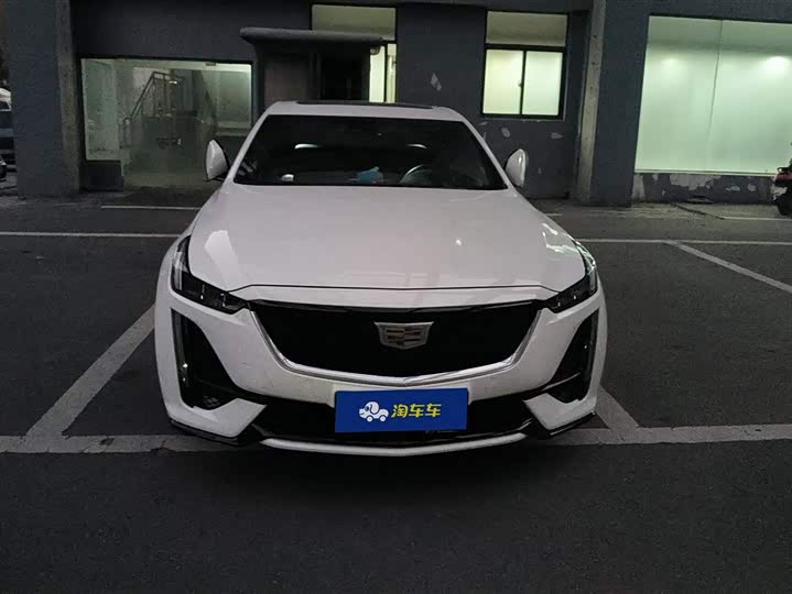 Фото 2 - Cadillac CT5