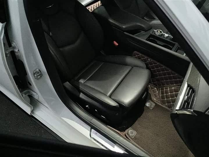 Фото 7 - Cadillac CT5