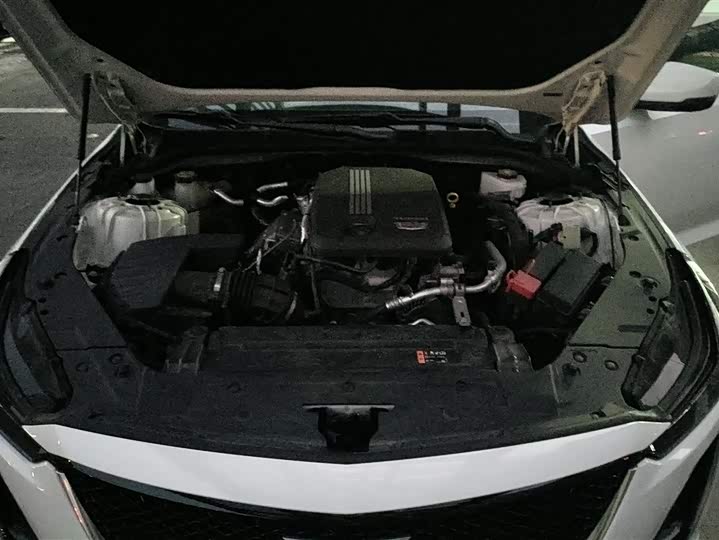 Фото 9 - Cadillac CT5