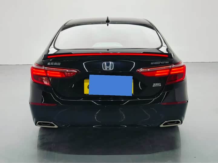 Фото 5 - Honda Inspire