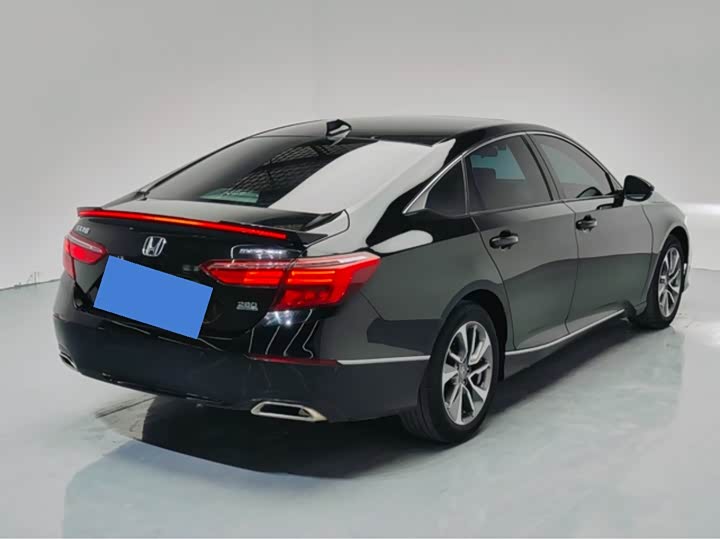 Фото 6 - Honda Inspire