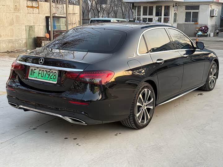 Фото 6 - Mercedes-Benz E-Class Hybrid