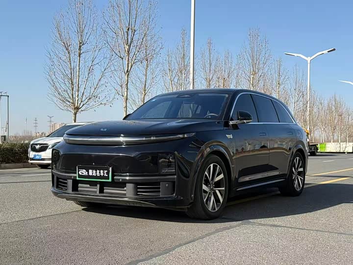 Фото 1 - LiXiang L7