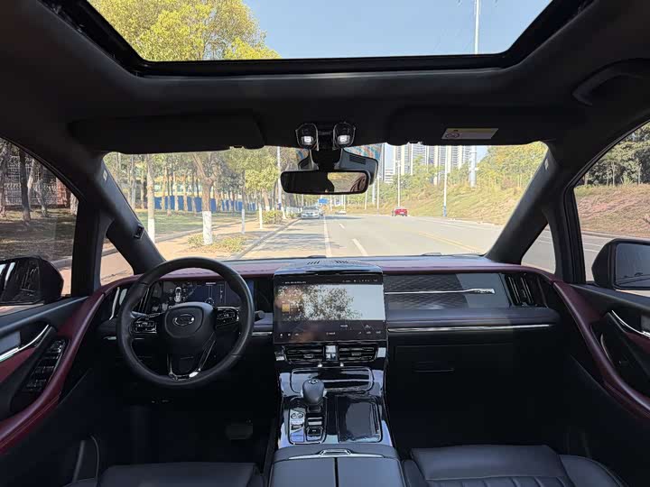 Фото 7 - GAC Trumpchi M8