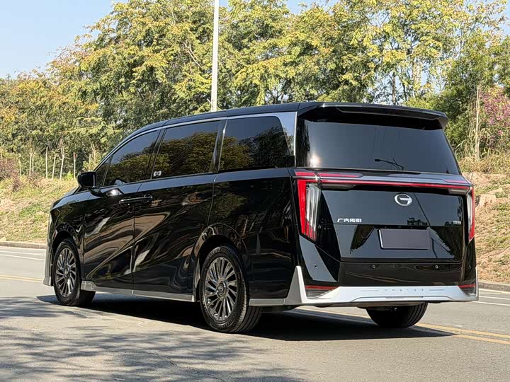 Фото 8 - GAC Trumpchi M8